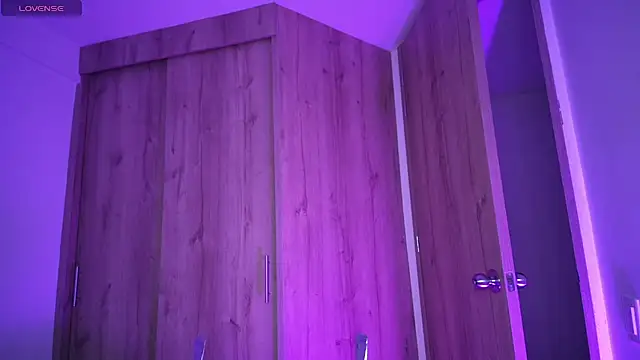 Snapshot of Kiitygirl chatting on 02.21.25 Kiitygirl online show from 02.21.25