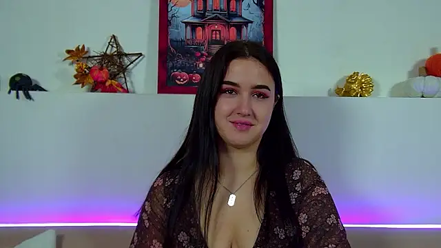 ChristinaMilton online show from 10.27.25