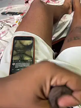 Snapshot of morenoroludo777 chatting on 03.08.25 morenoroludo777 online show from 03.08.25