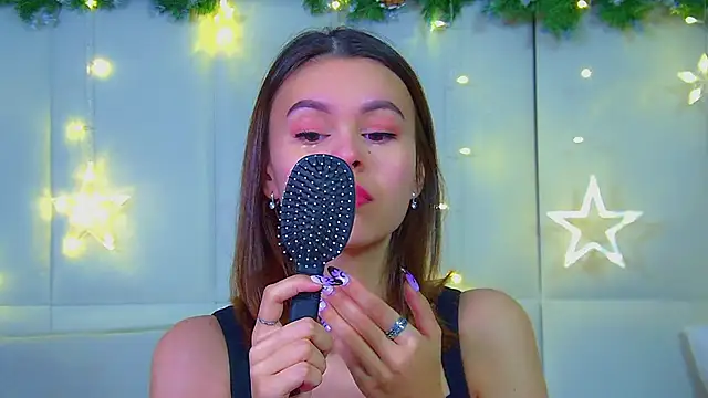 Snapshot of PollyLanders chatting on 12.03.25 PollyLanders online show from 12.03.25