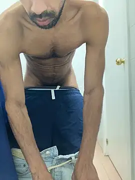 Lucascacaca online show from 12.10.24