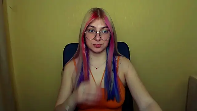 Luna Lush  online show from 03.19.25