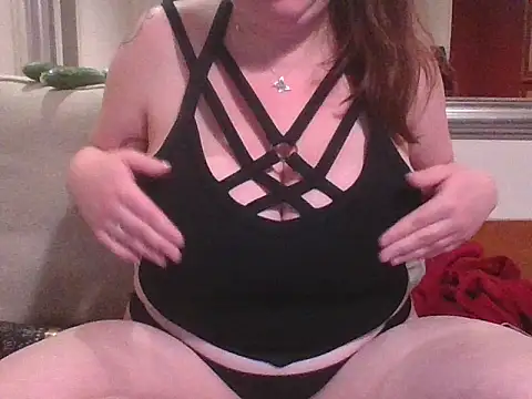 Snapshot of Maline26_ chatting on 02.16.26 Maline26 online show from 02.16.26