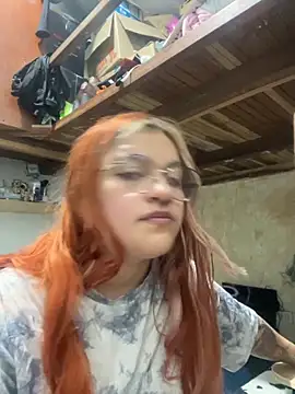 Snapshot of SophiaWeestt99 chatting on 11.24.25 SophiaWeestt99 online show from 11.24.25