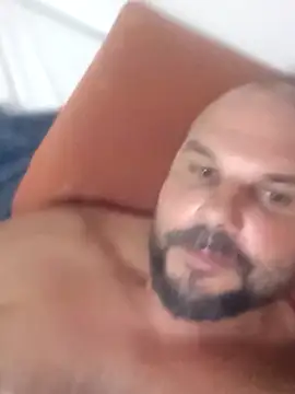 Snapshot of Javierchico chatting on 07.19.26 Javierchico online show from 07.19.26