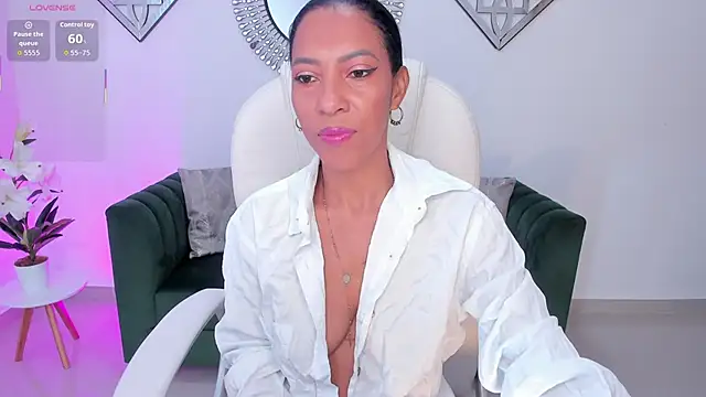 Shantaall  online show from 09.19.25