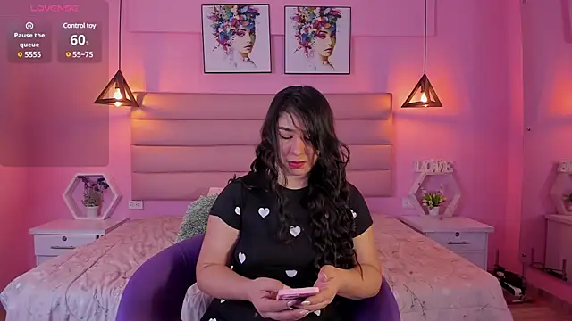 Snapshot of Katta_Gil chatting on 02.25.25 Katta Gil online show from 02.25.25