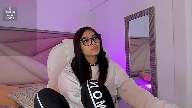 ZaraLim online show from 12.06.24