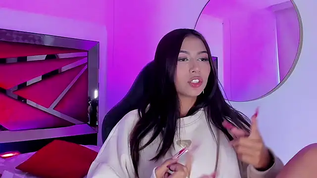 ZaraLim online show from 12.20.24