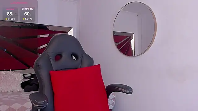 ZaraLim online show from 02.14.25