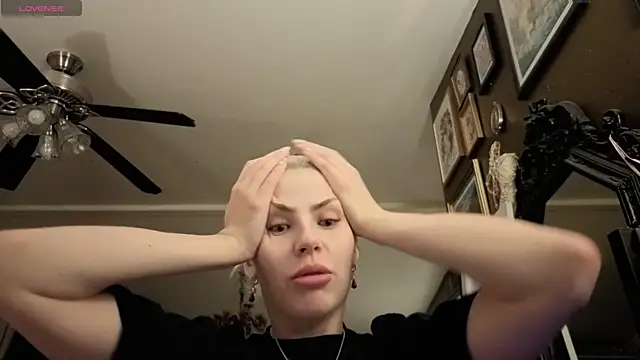 SirenitySirenxx online show from 09.23.25