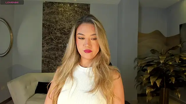 RebeccaHudson online show from 03.30.26