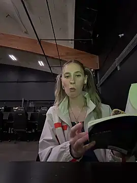 Snapshot of M1ssyk1ssy chatting on 03.20.26 M1ssyk1ssy online show from 03.20.26