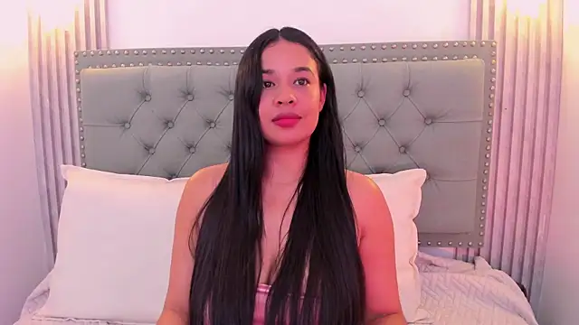 Aitana98  online show from 02.04.25