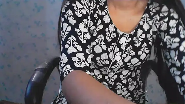Snapshot of collage_hoty chatting on 06.19.26 collage hoty online show from 06.19.26
