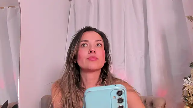 camilawm19 online show from 12.11.24