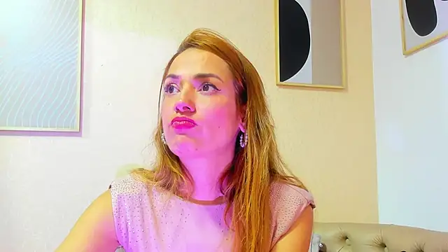 camilawm19 online show from 03.15.25