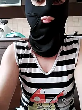 ladyrrr online show from 04.05.26