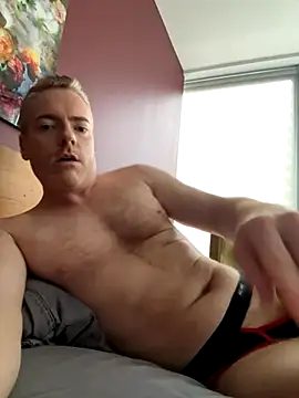 Gingerbushguy online show from 11.02.25