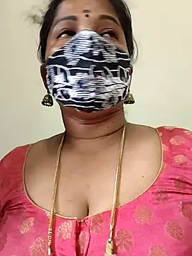 Snapshot of gaurika18 chatting on 05.07.26 gaurika18 online show from 05.07.26