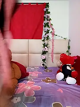 kymmgolden online show from 03.25.26