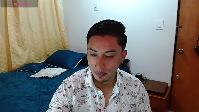 Snapshot of Davixx258 chatting on 02.19.26 Davixx258 online show from 02.19.26