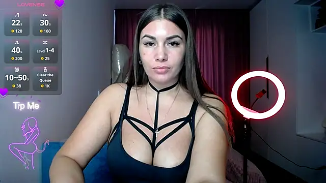 LinaSparks online show from 03.10.26