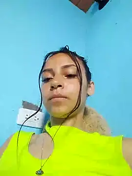 Snapshot of emma_ambar chatting on 02.02.25 emma ambar online show from 02.02.25