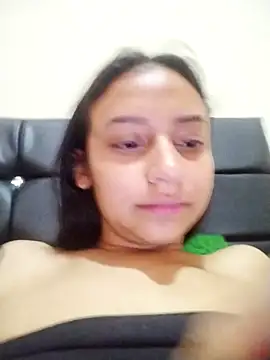 Snapshot of emma_ambar chatting on 09.17.25 emma ambar online show from 09.17.25