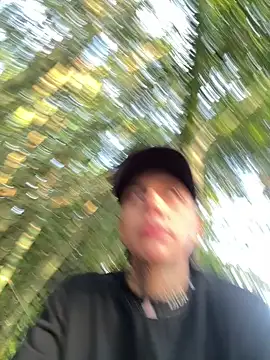 Snapshot of _PhillipBrown chatting on 12.06.24 PhillipBrown online show from 12.06.24