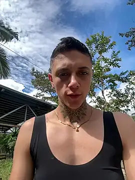 Snapshot of _PhillipBrown chatting on 12.15.24 PhillipBrown online show from 12.15.24