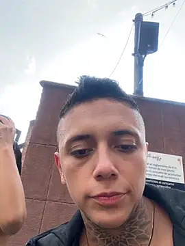 Snapshot of _PhillipBrown chatting on 01.22.25 PhillipBrown online show from 01.22.25