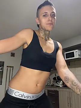 Snapshot of _PhillipBrown chatting on 02.07.25 PhillipBrown online show from 02.07.25