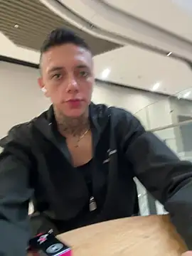 Snapshot of _PhillipBrown chatting on 03.14.25 PhillipBrown online show from 03.14.25