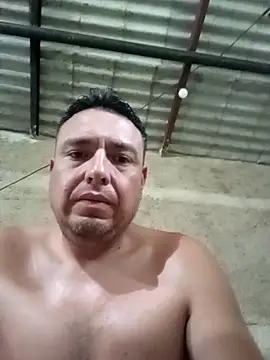 Snapshot of strip_1212 chatting on 10.28.25 strip 1212 online show from 10.28.25