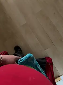 lescoquin2215 online show from 11.27.25