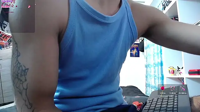 Snapshot of dylan_fun18 chatting on 02.19.26 dylan fun18 online show from 02.19.26