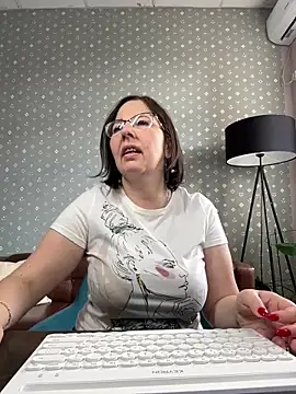 B Bonya m online show from 10.06.25