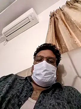 Snapshot of ridetoheaven chatting on 09.25.25 ridetoheaven online show from 09.25.25