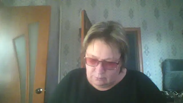 MelanieCold467 online show from 10.21.25