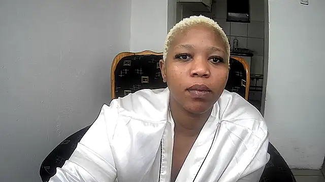 GoldenPussyXOXO online show from 04.04.26