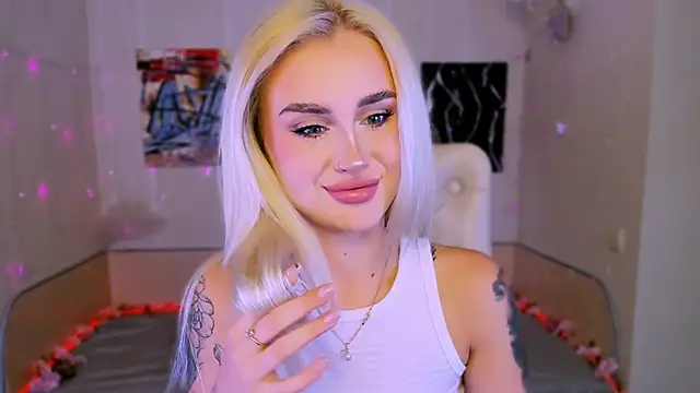  Ravenaa online show from 11.10.25