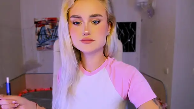  Ravenaa online show from 11.24.25