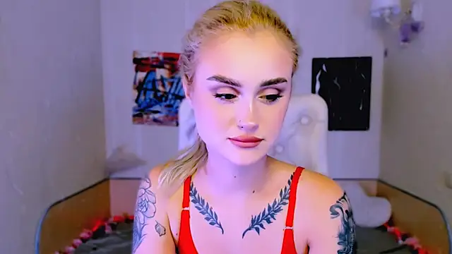  Ravenaa online show from 12.15.25