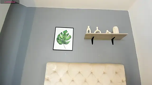 Soe Lara online show from 01.09.26