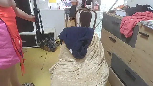 Meliss Official9 online show from 02.15.26