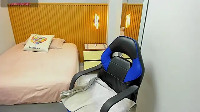 MAGNOLEROY online show from 02.07.26