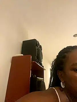 AkiraHomers online show from 12.04.24