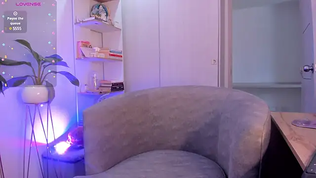 danna davis18 online show from 12.05.24