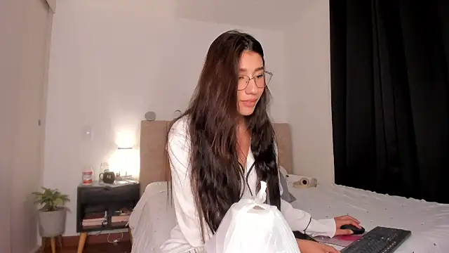 danna davis18 online show from 02.05.25